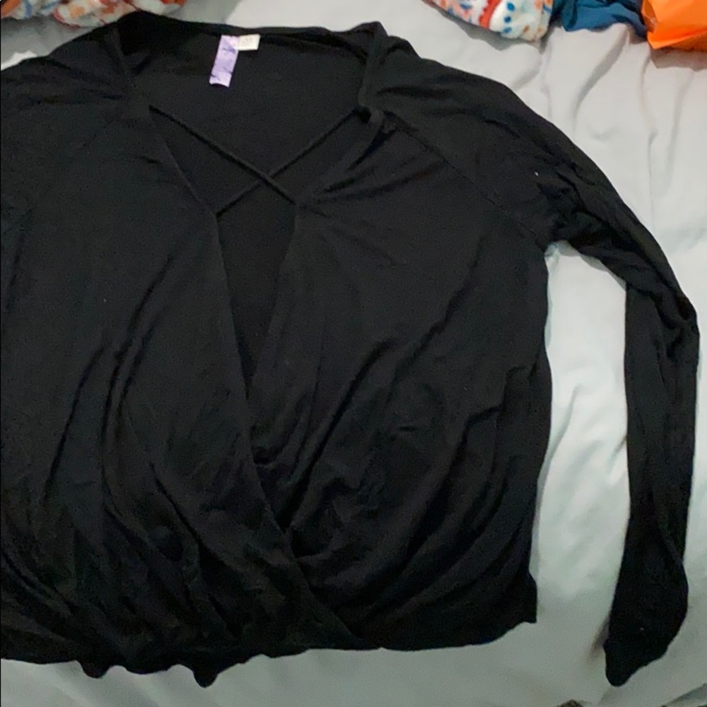 Long Sleeve criss cross top